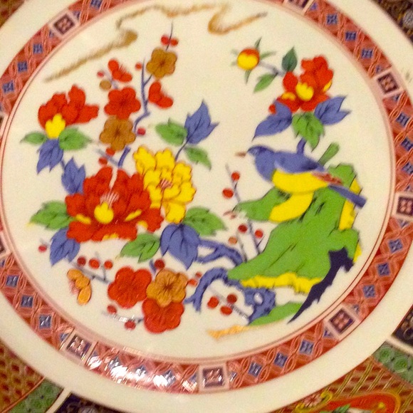Beautiful Chinese Japanese bowl not sure which . - Picture 3 of 4
